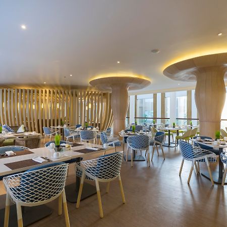 Grand Mirage Resort & Thalasso Bali นูซาดูอา ภายนอก รูปภาพ The restaurant