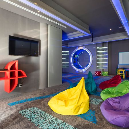 Grand Mirage Resort & Thalasso Bali นูซาดูอา ภายนอก รูปภาพ The children's club at the hotel