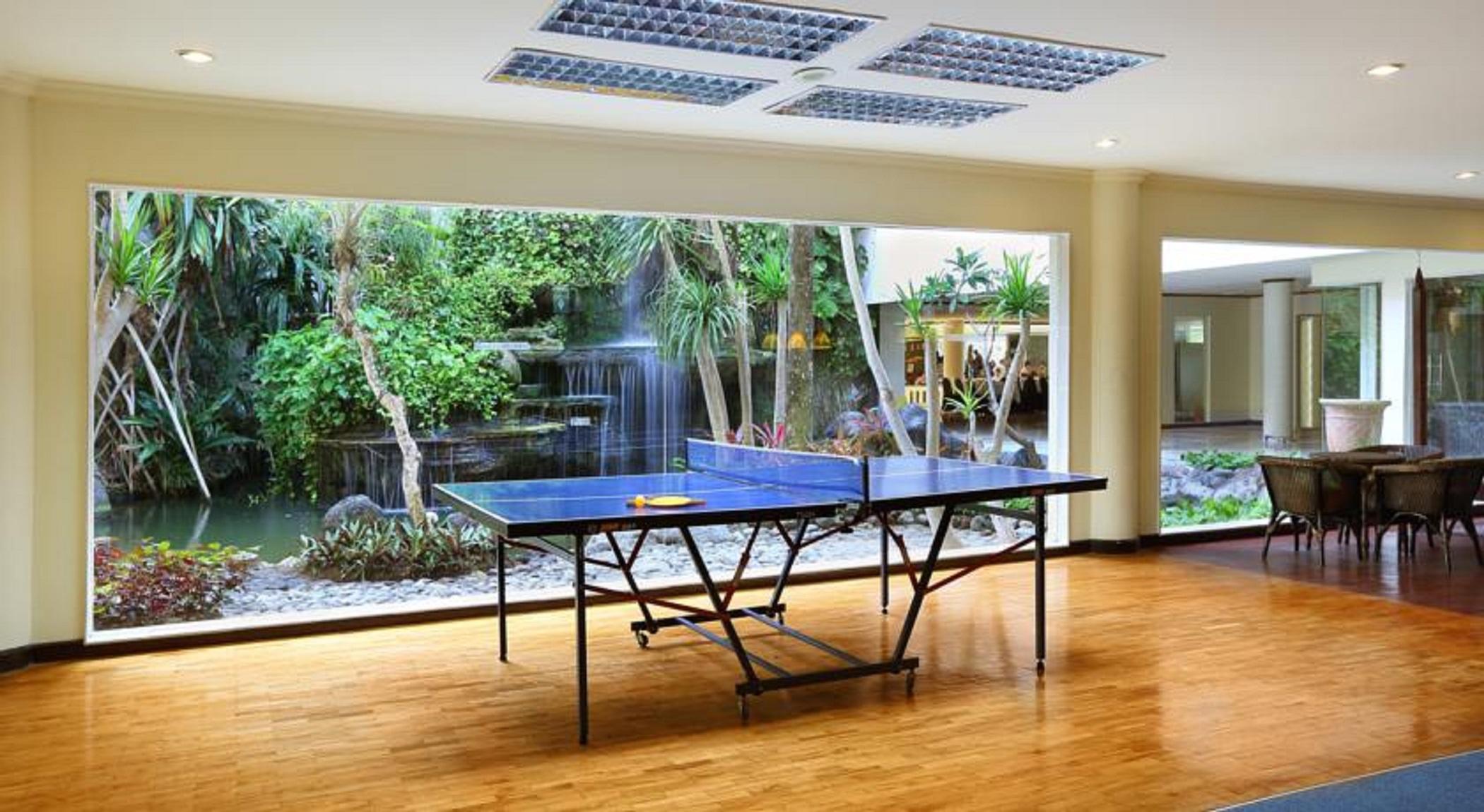 Grand Mirage Resort & Thalasso Bali นูซาดูอา ภายนอก รูปภาพ A table tennis table
