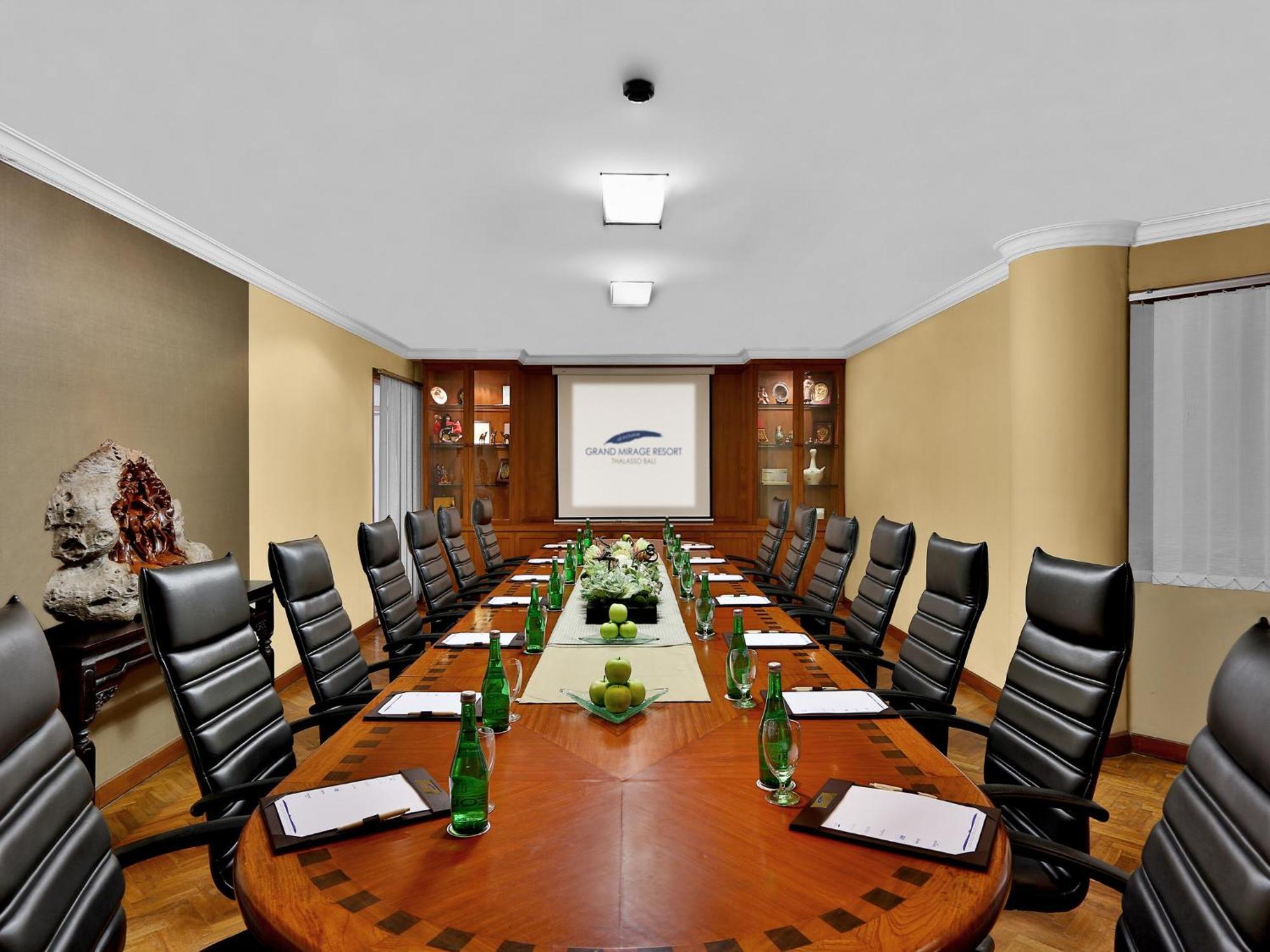 Grand Mirage Resort & Thalasso Bali นูซาดูอา ภายนอก รูปภาพ Meeting room